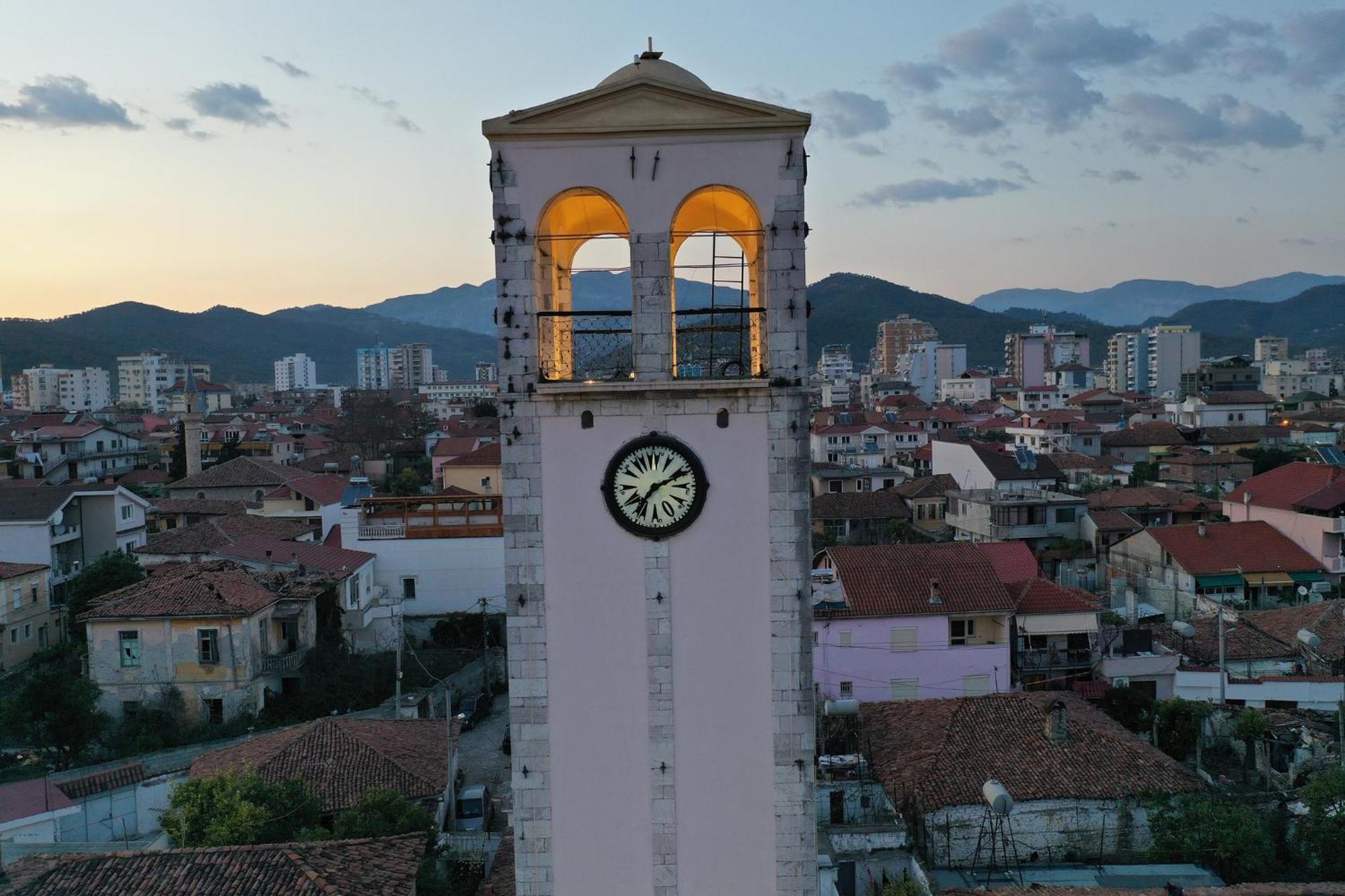 Villa Zoi A Stay To Remember I Located Inside The Castle Of Elbasan, On A Historic Roman Road Via Egnatia I Homemade Breakfast Exterior photo