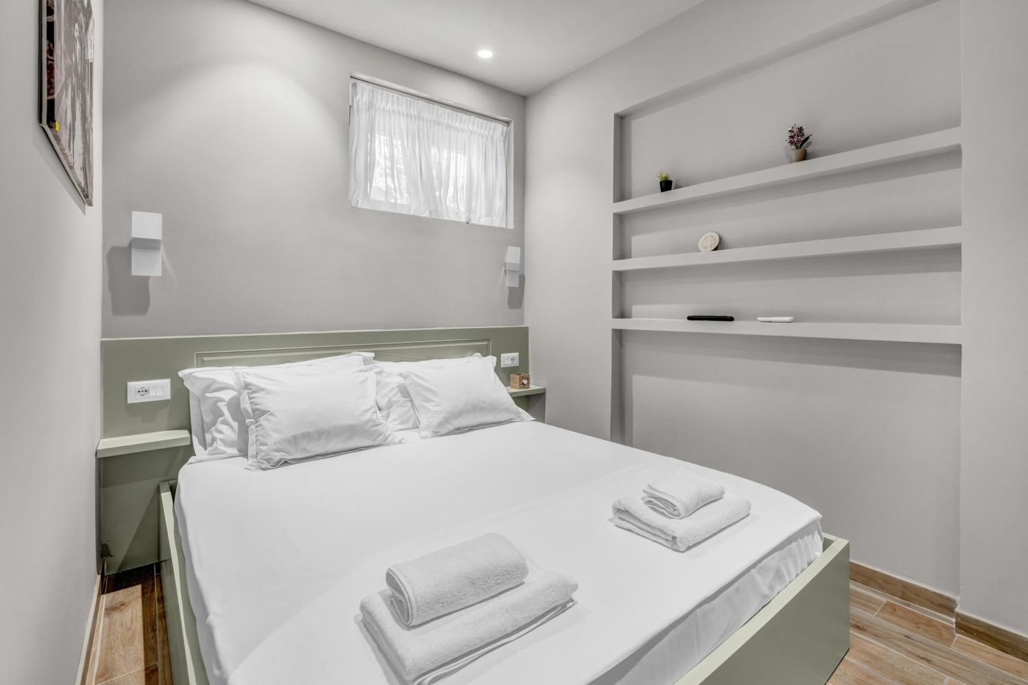 Villa Zoi A Stay To Remember I Located Inside The Castle Of Elbasan, On A Historic Roman Road Via Egnatia I Homemade Breakfast Exterior photo